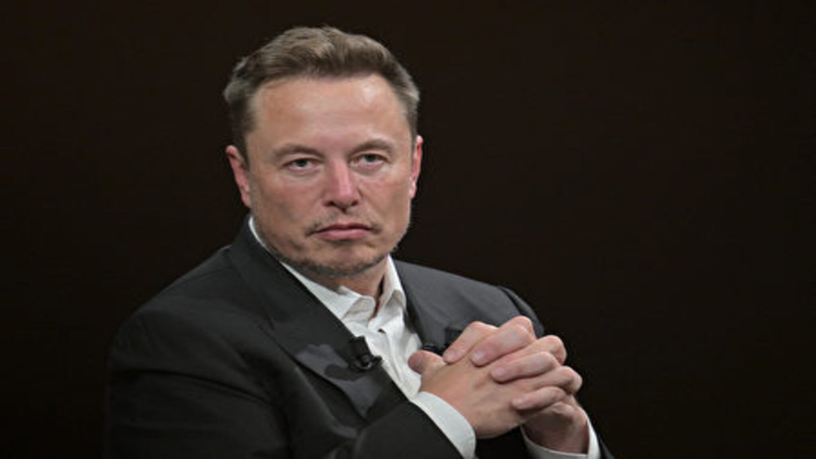 Elon Musk Opposes Social Media Ban for Under-16s