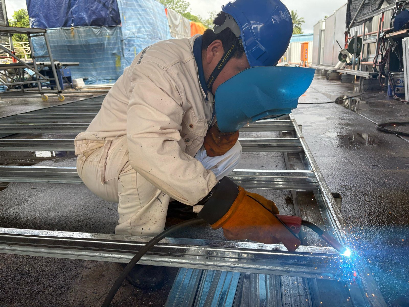worker